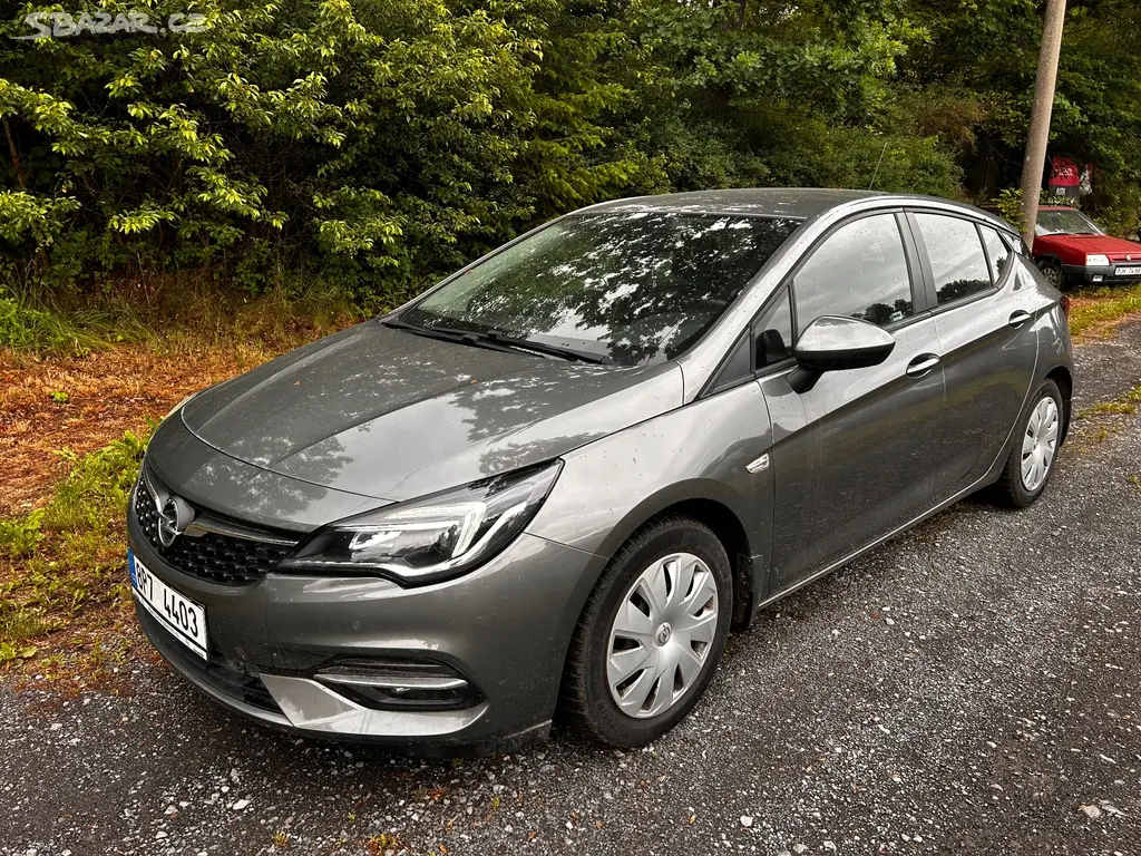 Opel Astra 1,2i 81kW, r.v. 2020, najeto 67123km